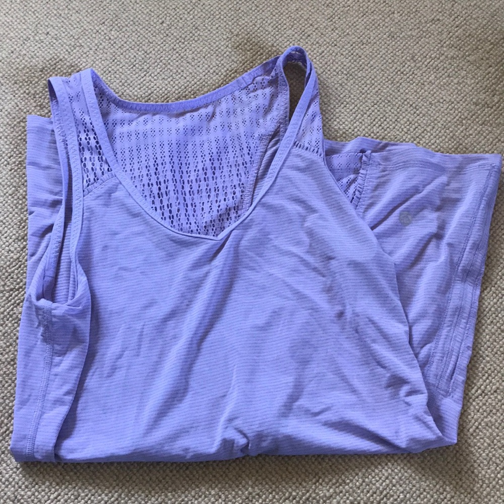 Adorable lulu lemon tank